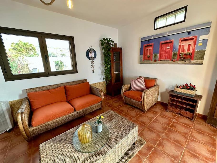 圣克鲁斯-德特内里费Peaceful Oasis With Magical Sea Views And A Pool别墅 外观 照片