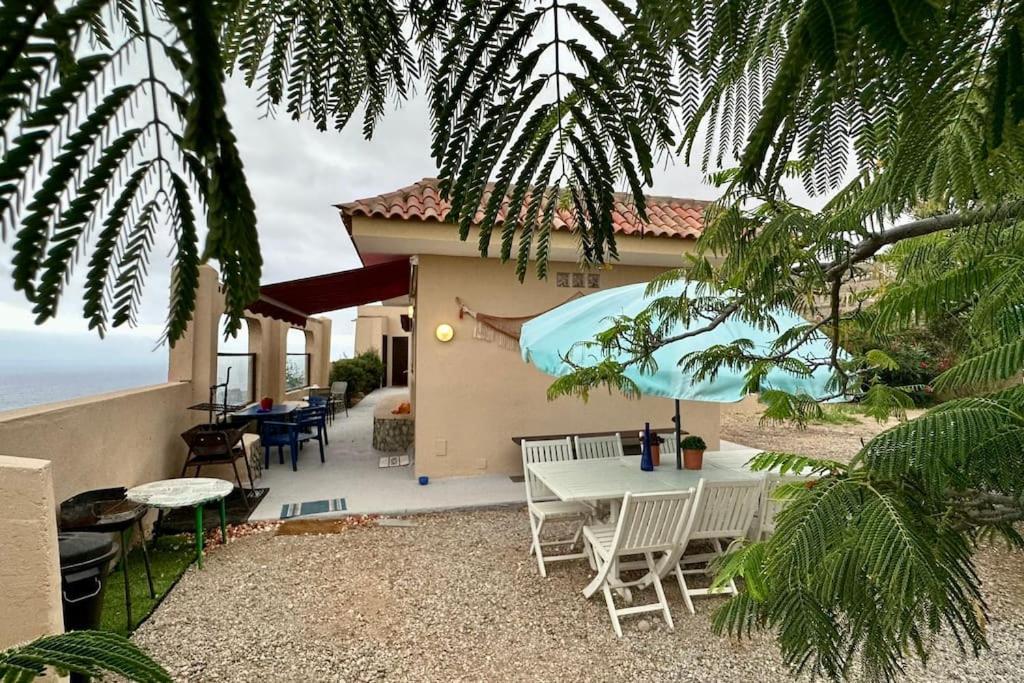 圣克鲁斯-德特内里费Peaceful Oasis With Magical Sea Views And A Pool别墅 外观 照片